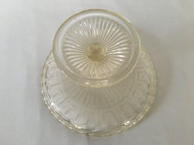 Stettefat i Pressglass