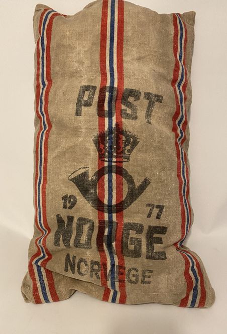 Hovedbilde Putetrekk, postsekk datert 1977